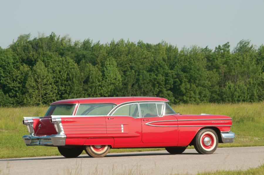  Oldsmobile Dynamic 88 Fiesta Holiday Station Wagon 1958 года  (фото 19 из 20)